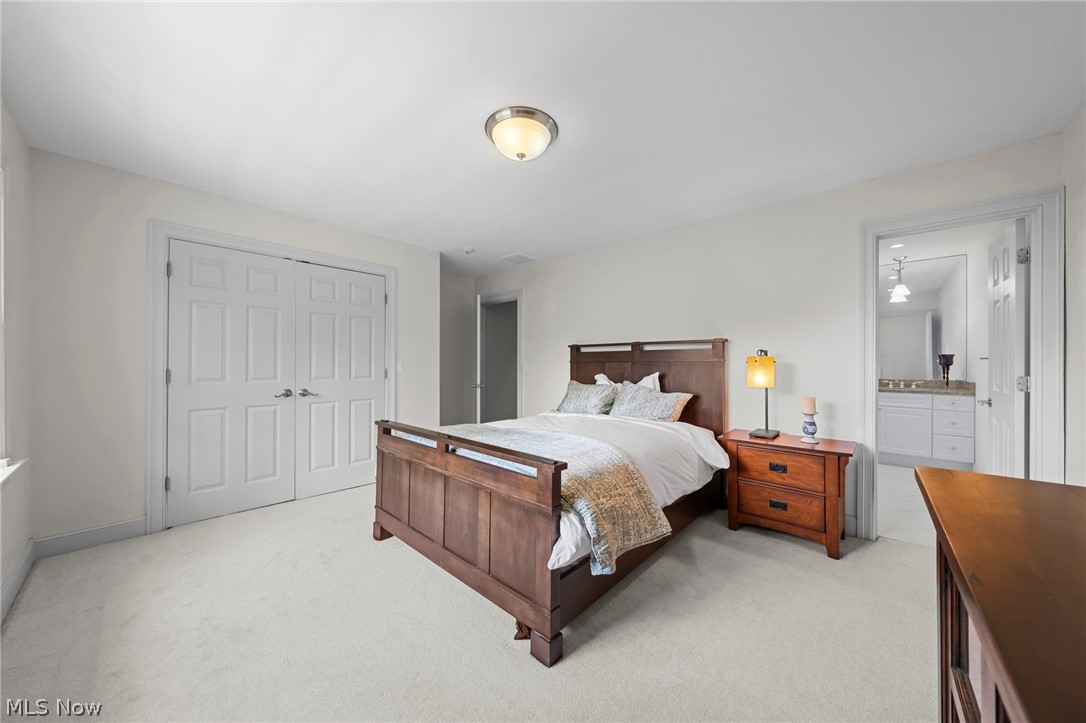 32899 Pinetree Road Pepper Pike OH 44124