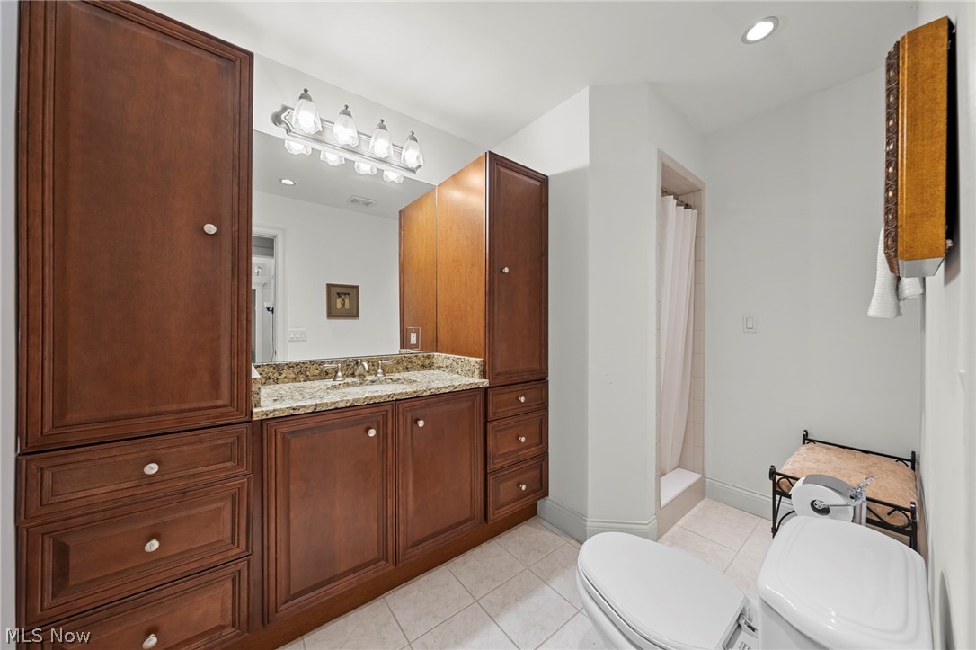 32899 Pinetree Road Pepper Pike OH 44124