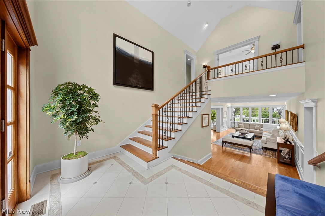 32899 Pinetree Road Pepper Pike OH 44124