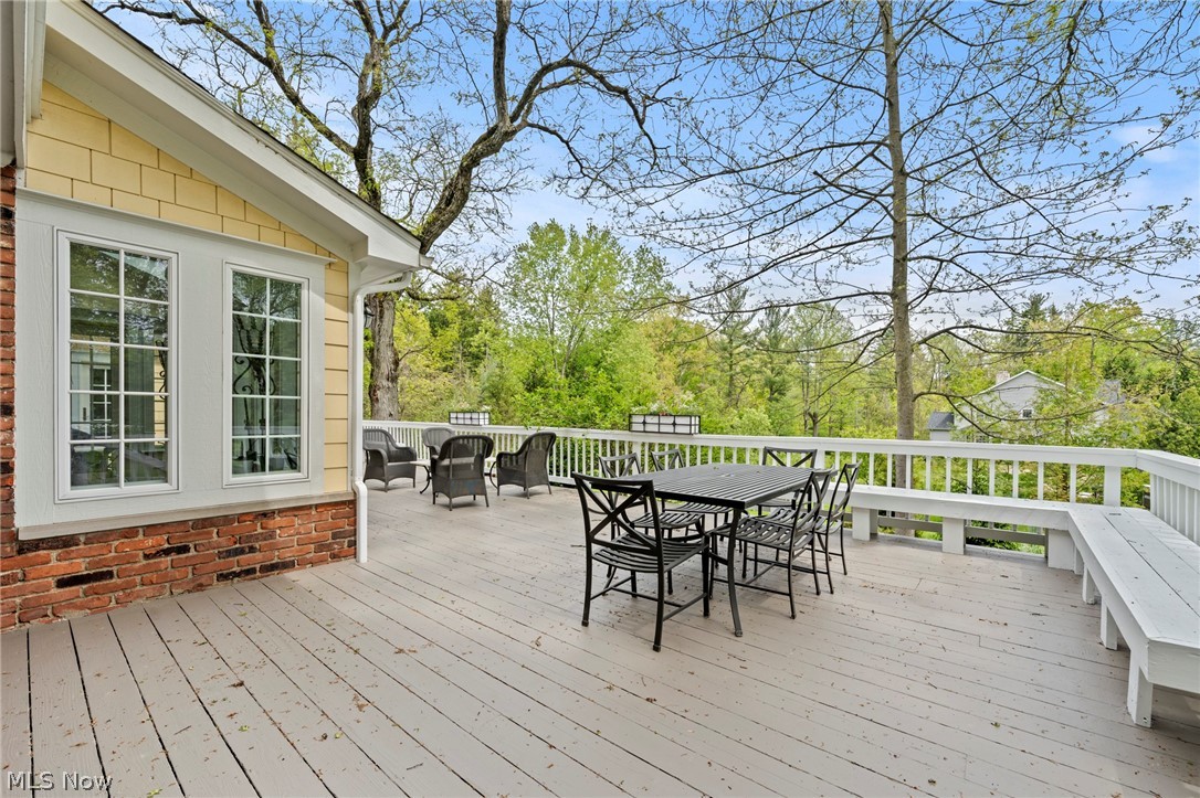 32899 Pinetree Road Pepper Pike OH 44124