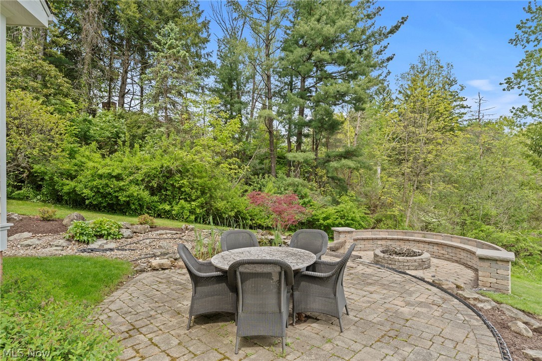 32899 Pinetree Road Pepper Pike OH 44124