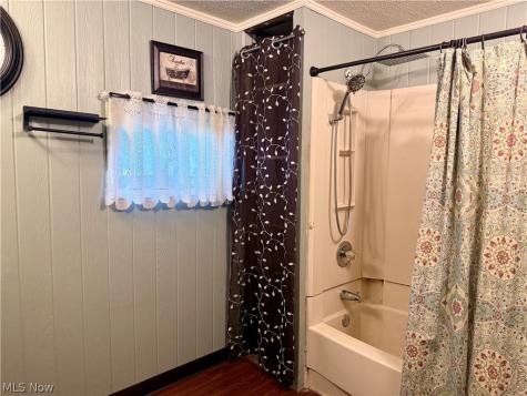 436 Loomis Avenue Cuyahoga Falls OH 44221