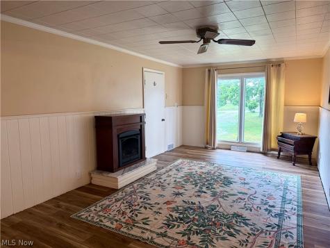 436 Loomis Avenue Cuyahoga Falls OH 44221