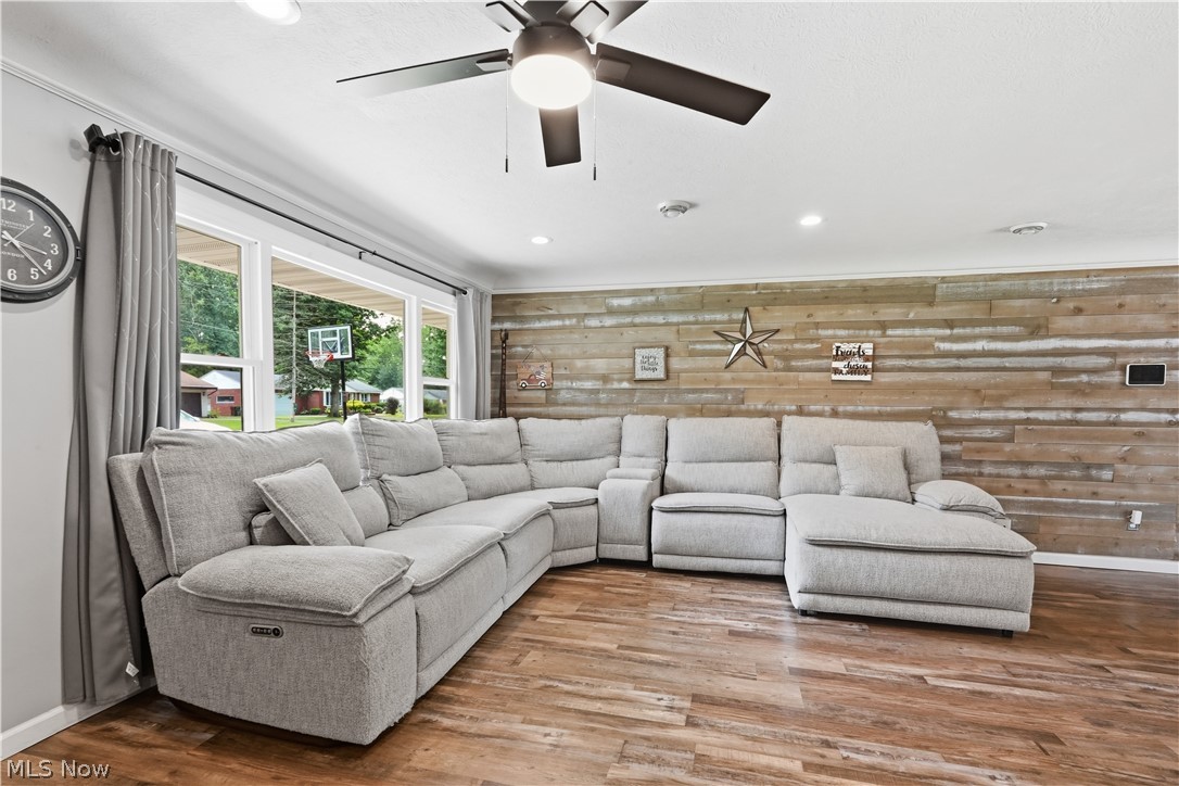 47 Edgewood Drive Grafton OH 44044