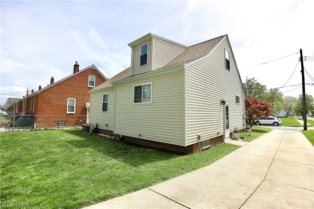 21001 Wilmore Avenue Euclid OH 44123