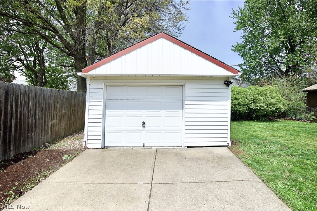 21001 Wilmore Avenue Euclid OH 44123