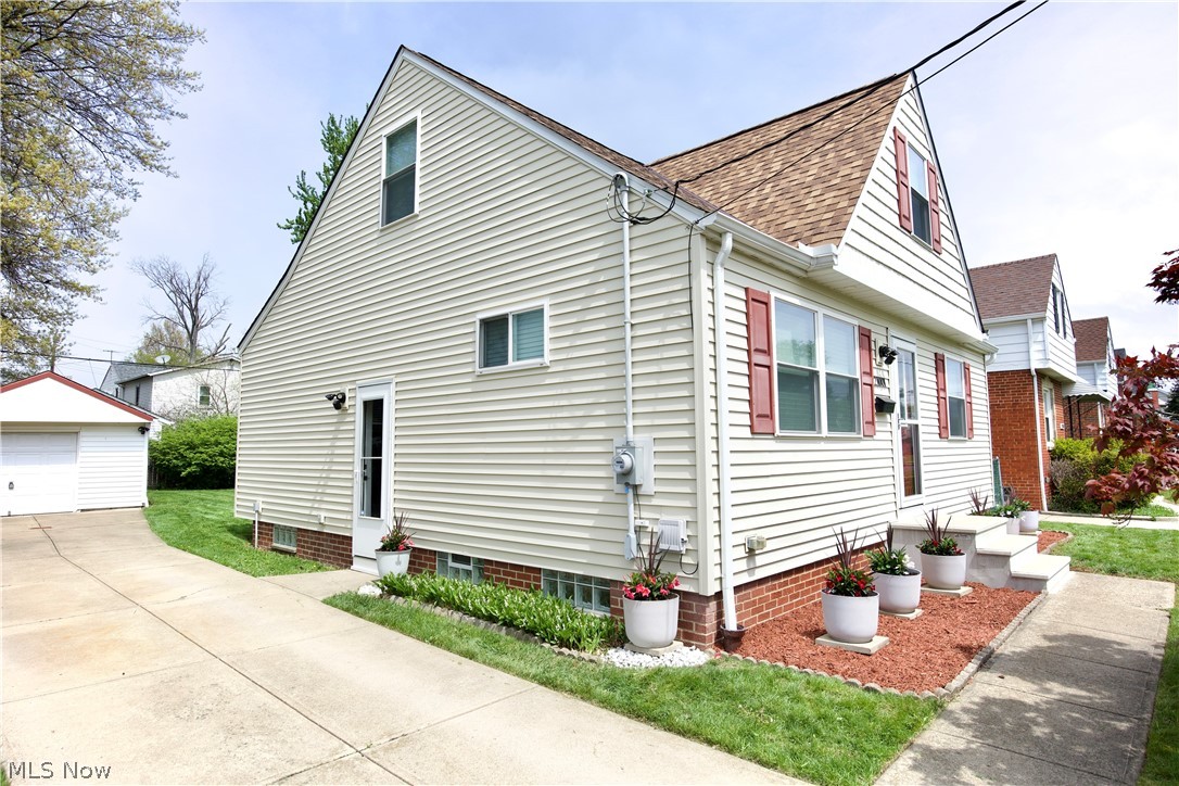 21001 Wilmore Avenue Euclid OH 44123