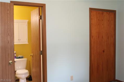 38365 Wood Willoughby OH 44094
