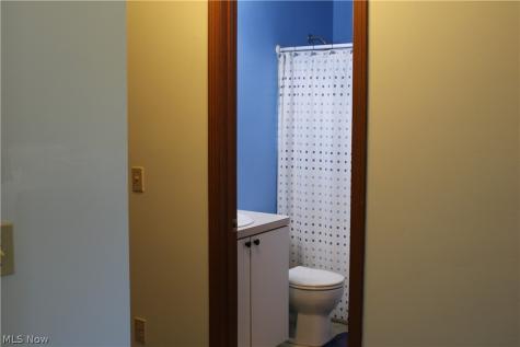 38365 Wood Willoughby OH 44094