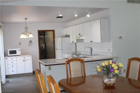 38365 Wood Willoughby OH 44094