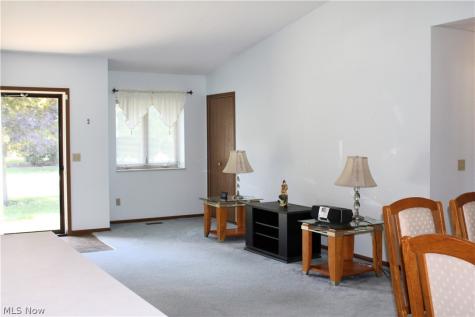 38365 Wood Willoughby OH 44094