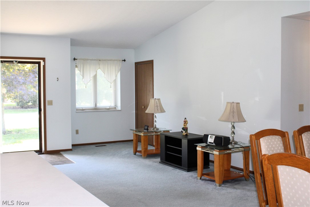 38365 Wood Willoughby OH 44094