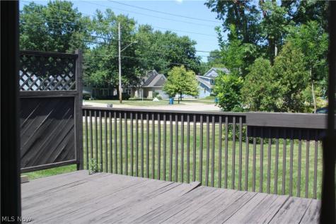 38365 Wood Willoughby OH 44094