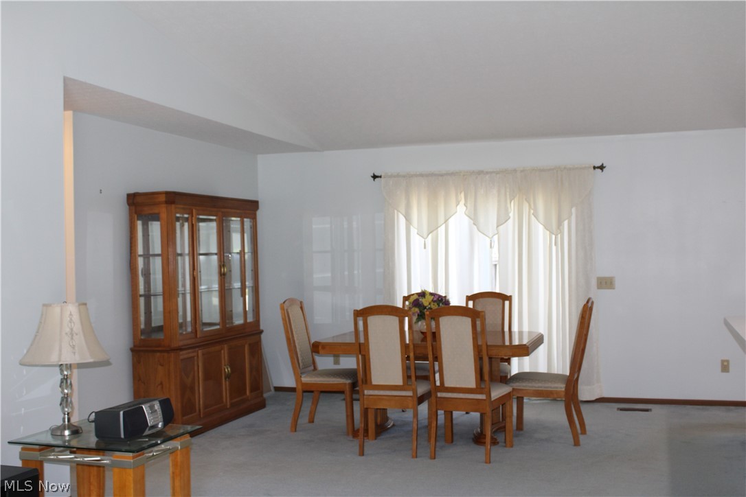 38365 Wood Willoughby OH 44094