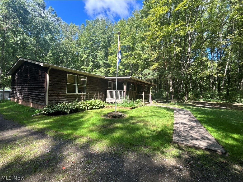 9231 Horn Road Windham OH 44288