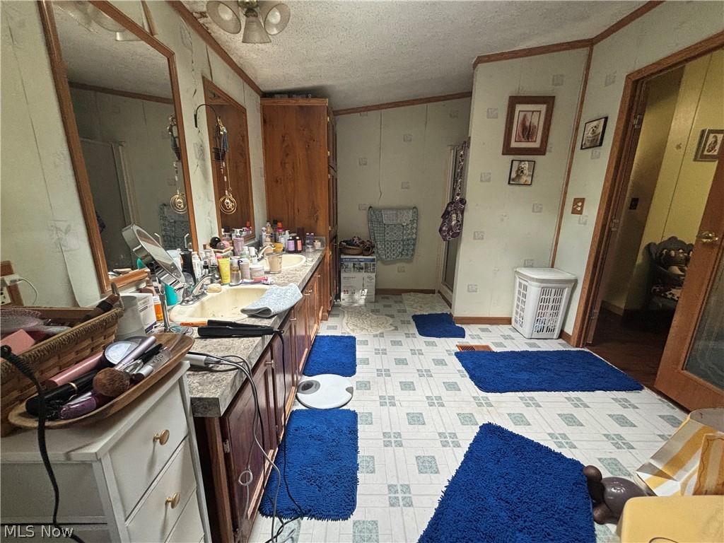 9231 Horn Road Windham OH 44288