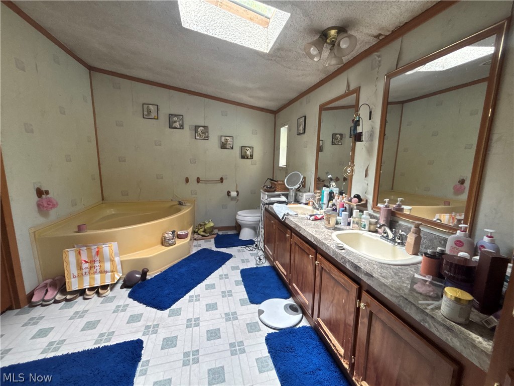 9231 Horn Road Windham OH 44288