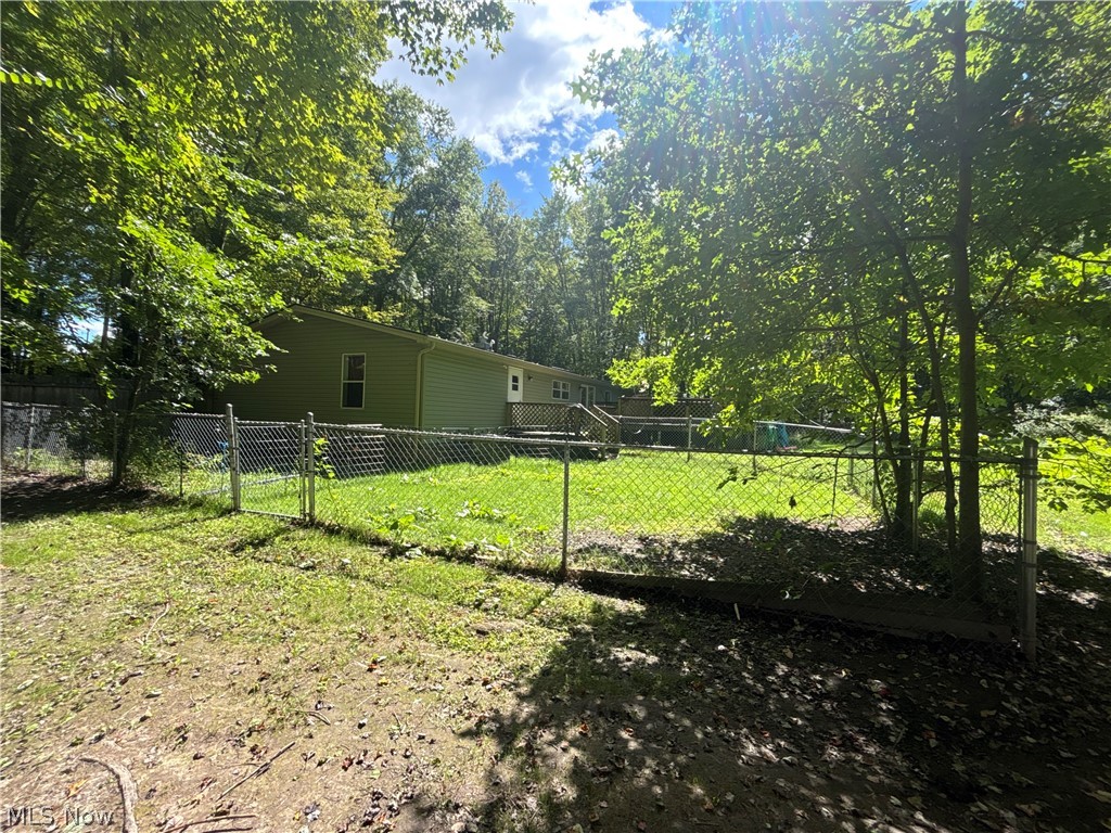 9231 Horn Road Windham OH 44288