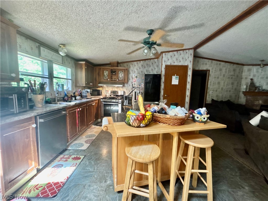 9231 Horn Road Windham OH 44288
