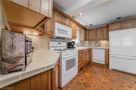 11008 Edgepark Drive Garfield Heights OH 44125