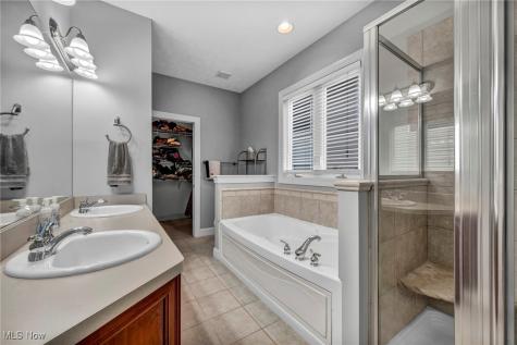 34062 Crown Colony Drive Avon OH 44011