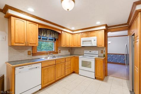 4209 Sunnyview Drive Uniontown OH 44685
