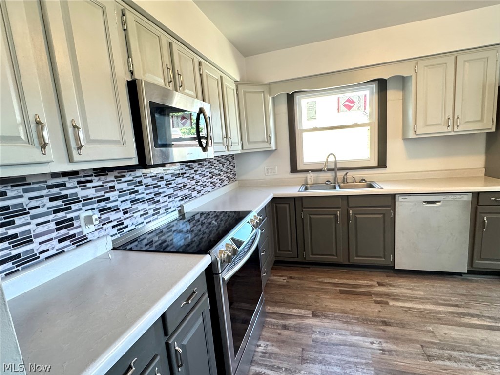 757 Elm Street Coshocton OH 43812