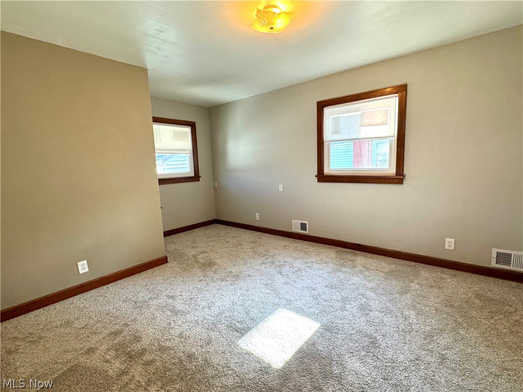 757 Elm Street Coshocton OH 43812