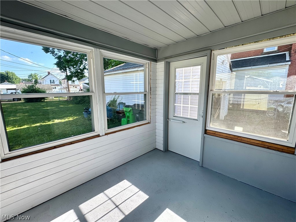 757 Elm Street Coshocton OH 43812