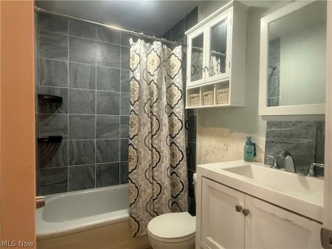 4636 E 143rd Street Garfield Heights OH 44125