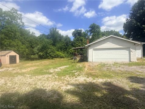 4636 E 143rd Street Garfield Heights OH 44125