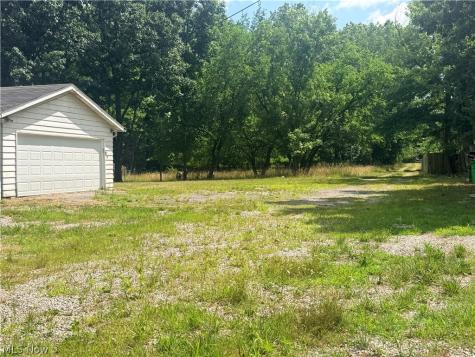 4636 E 143rd Street Garfield Heights OH 44125