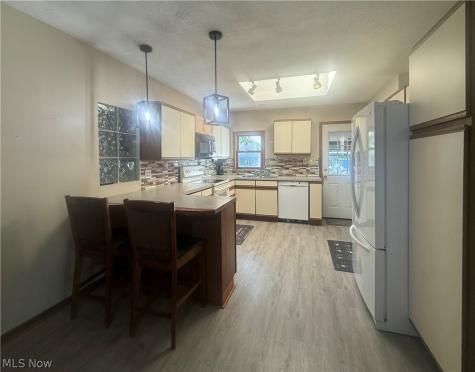 4636 E 143rd Street Garfield Heights OH 44125
