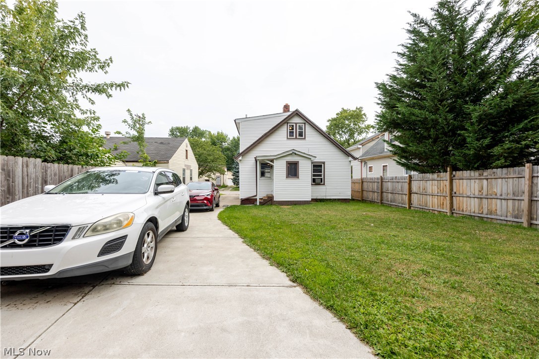 11717 Lena Avenue Cleveland OH 44135