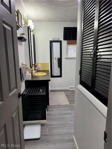 2248 Uster Drive Millersburg OH 44654