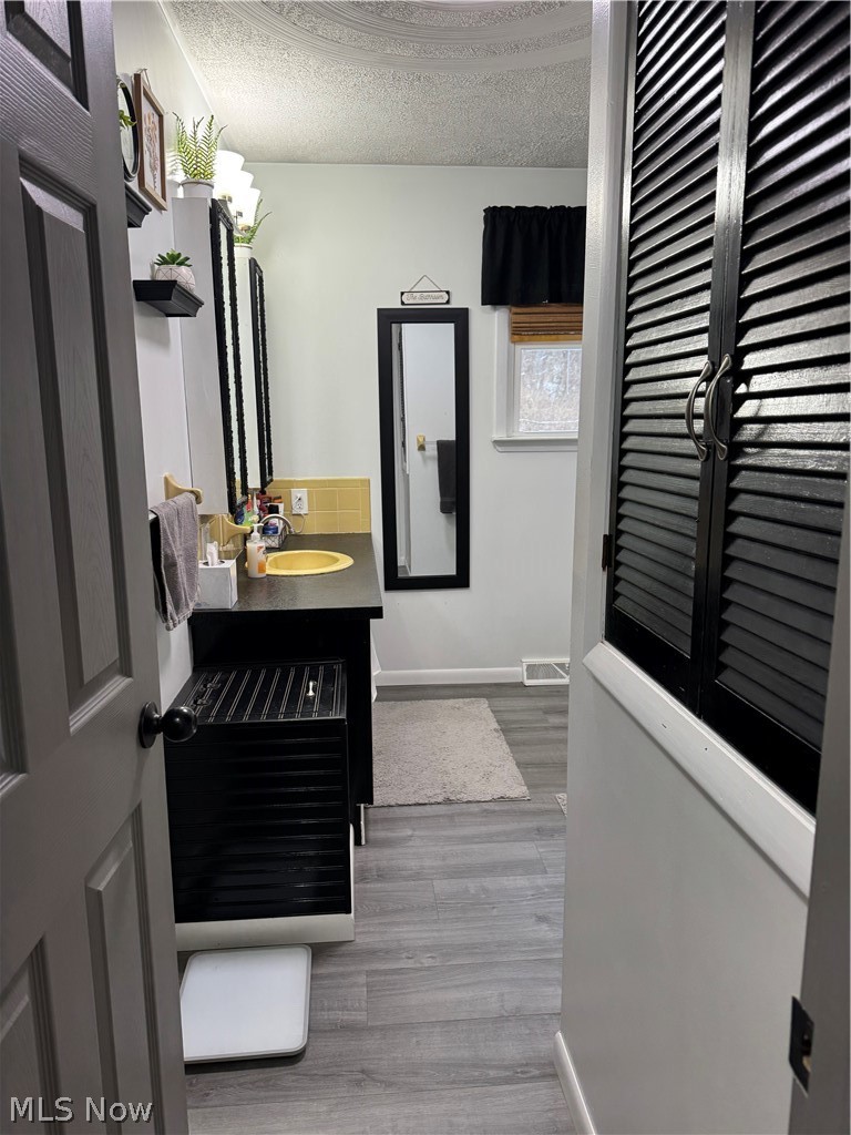 2248 Uster Drive Millersburg OH 44654