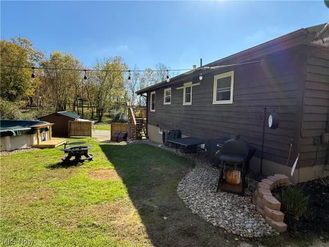 2248 Uster Drive Millersburg OH 44654