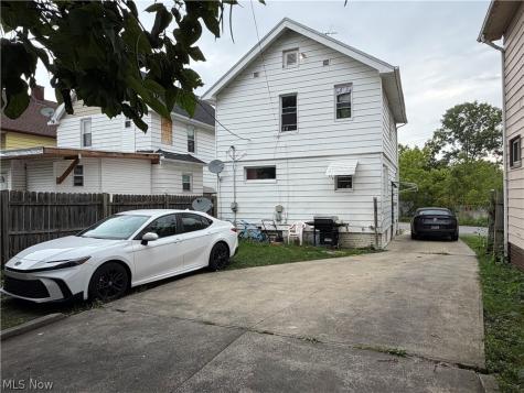 3482 W 88th Street Cleveland OH 44102