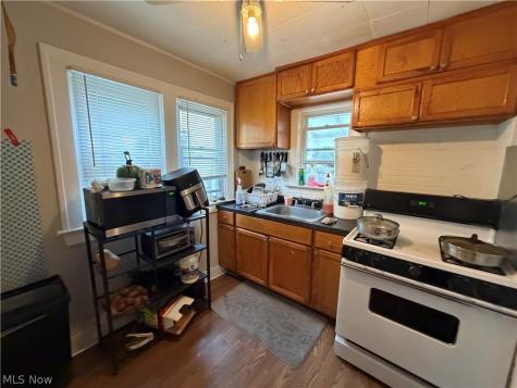 3482 W 88th Street Cleveland OH 44102