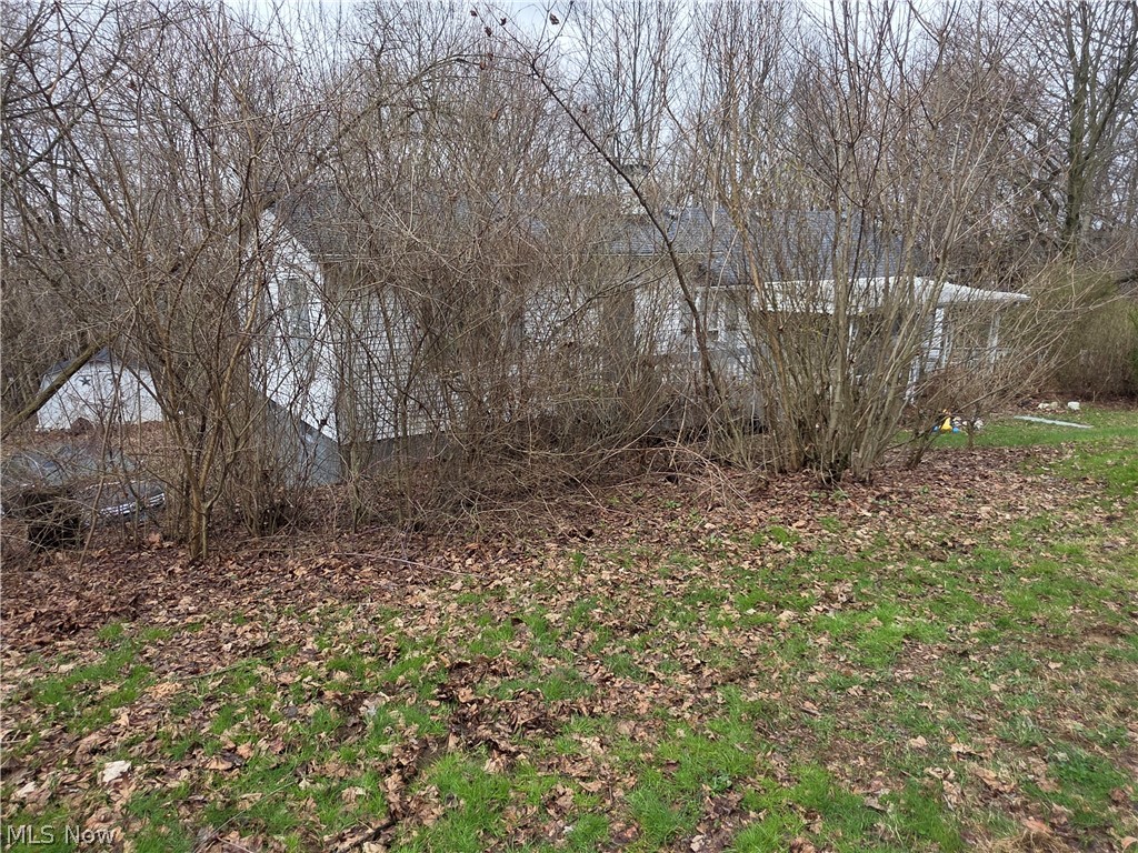2031 Pickering Street East Liverpool OH 43920
