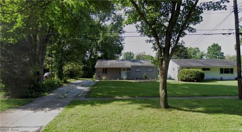 1840 Delia Avenue Akron OH 44320