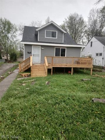 14900 Summit Avenue Maple Heights OH 44137