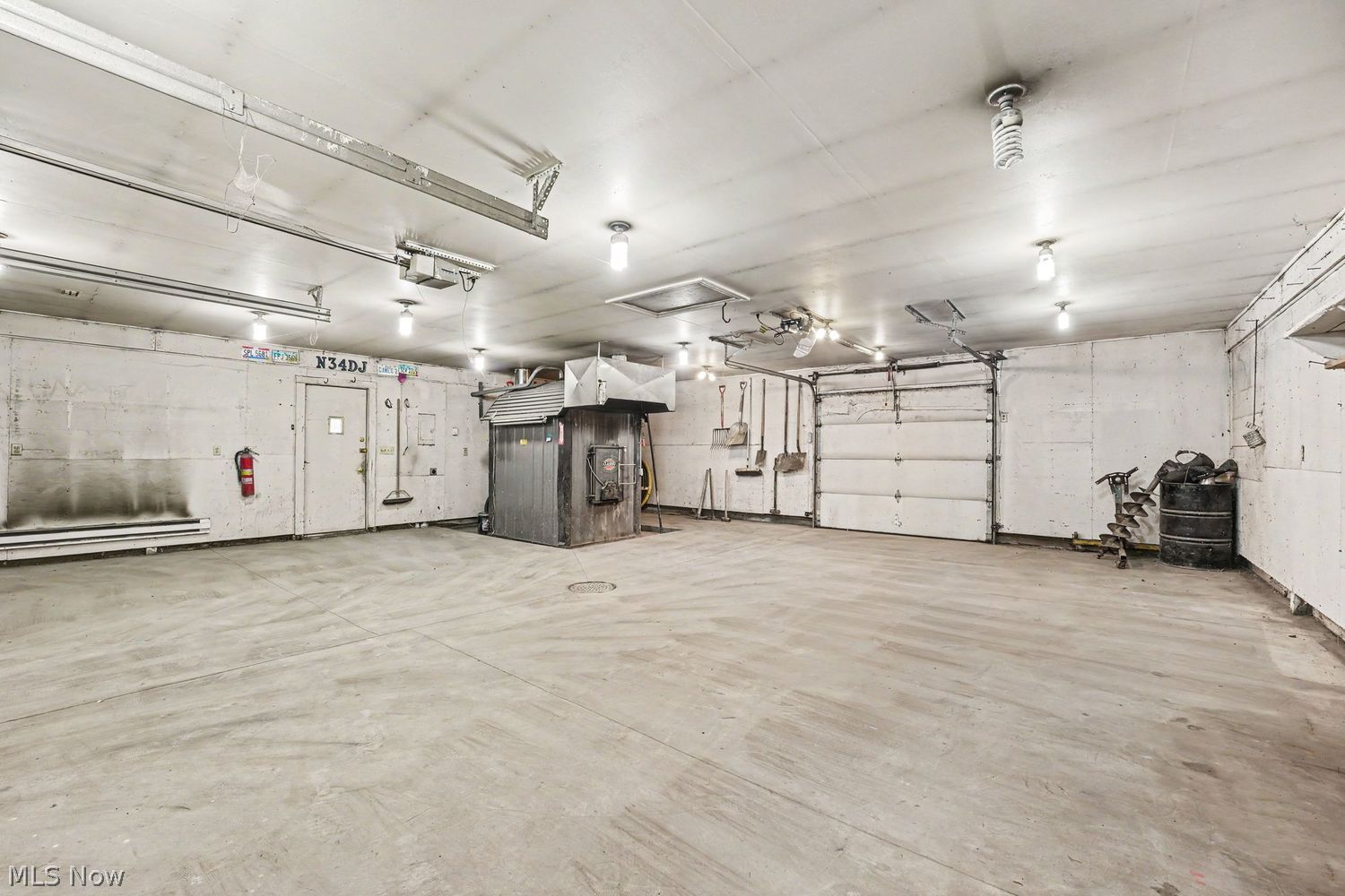 13945 Butternut Road Burton OH 44021