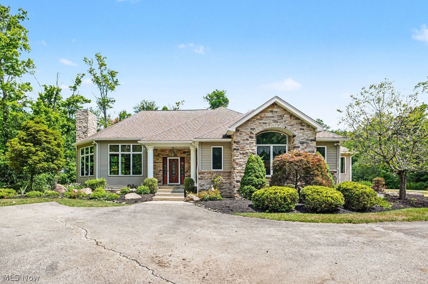 13945 Butternut Road Burton OH 44021