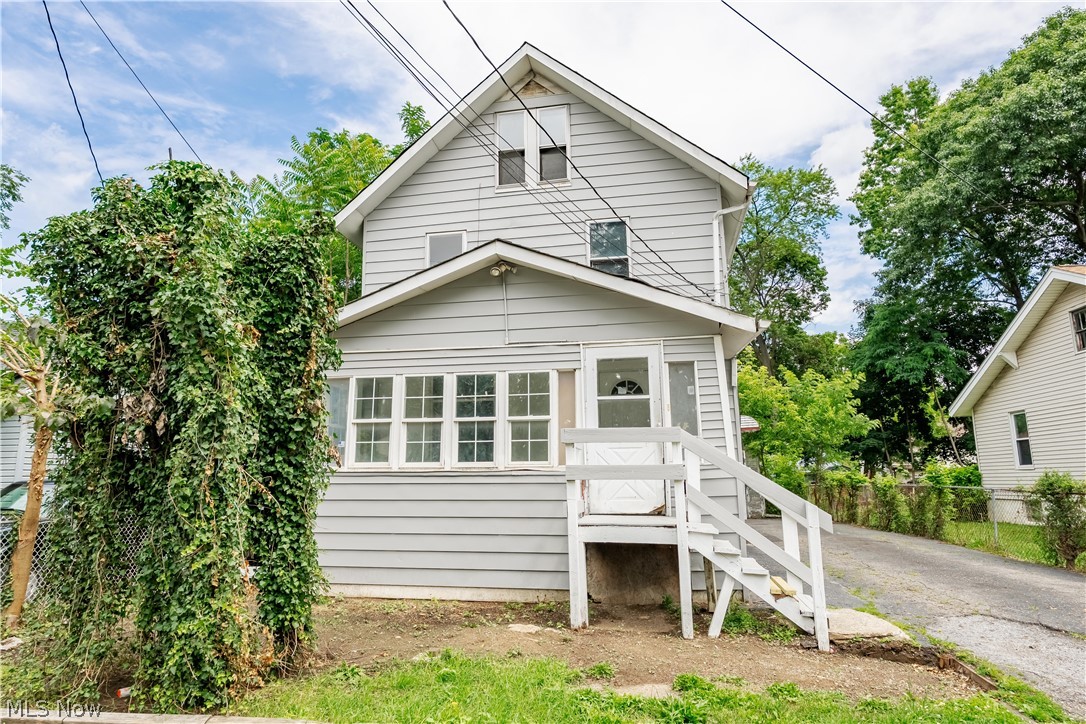 757 Baird Street Akron OH 44306