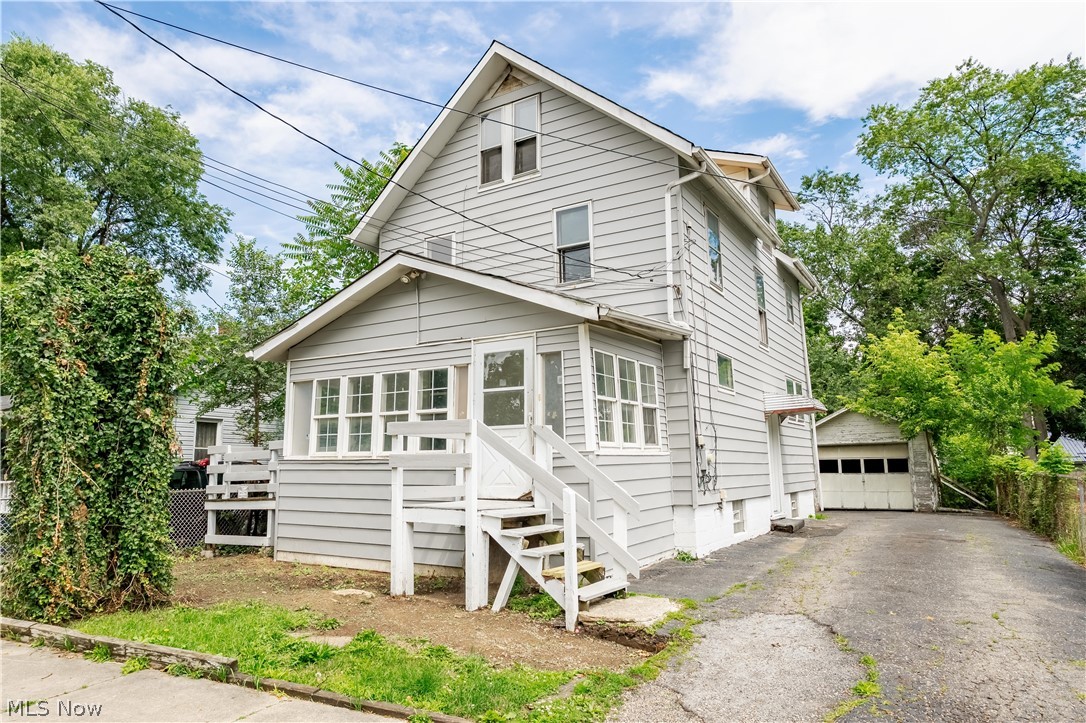 757 Baird Street Akron OH 44306