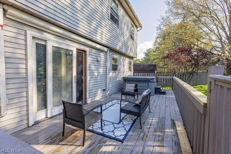 153 Xavier Street Elyria OH 44035