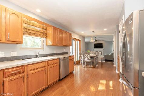153 Xavier Street Elyria OH 44035