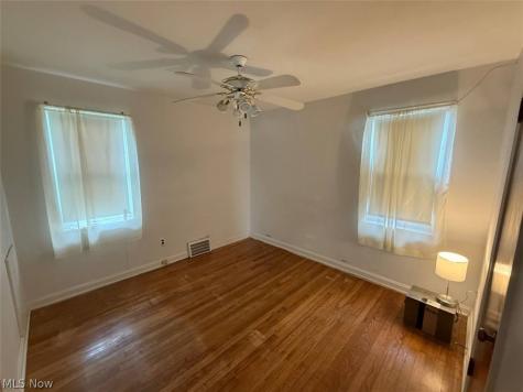 4076 E 187th Street Cleveland OH 44122