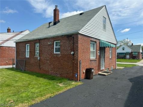 4076 E 187th Street Cleveland OH 44122